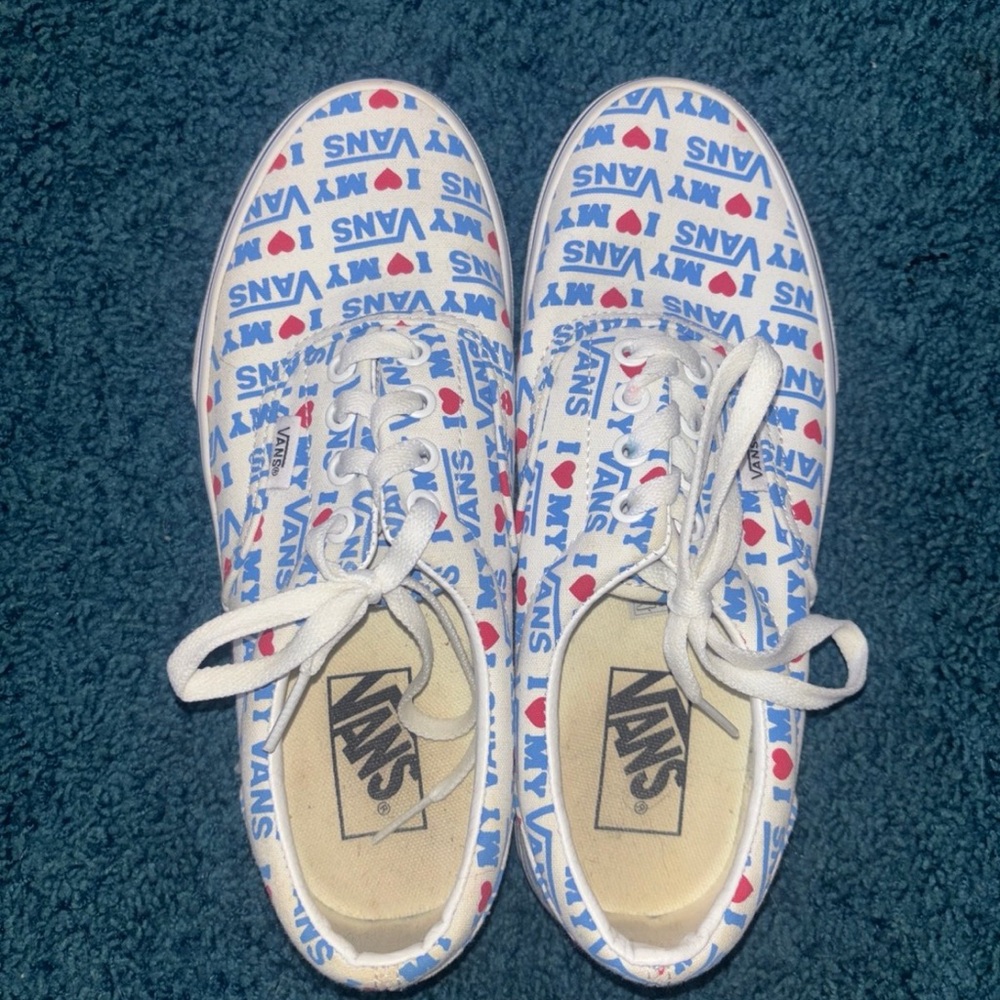 Vans White and Blue Sneakers with Red Hearts. Women’s 7.5
